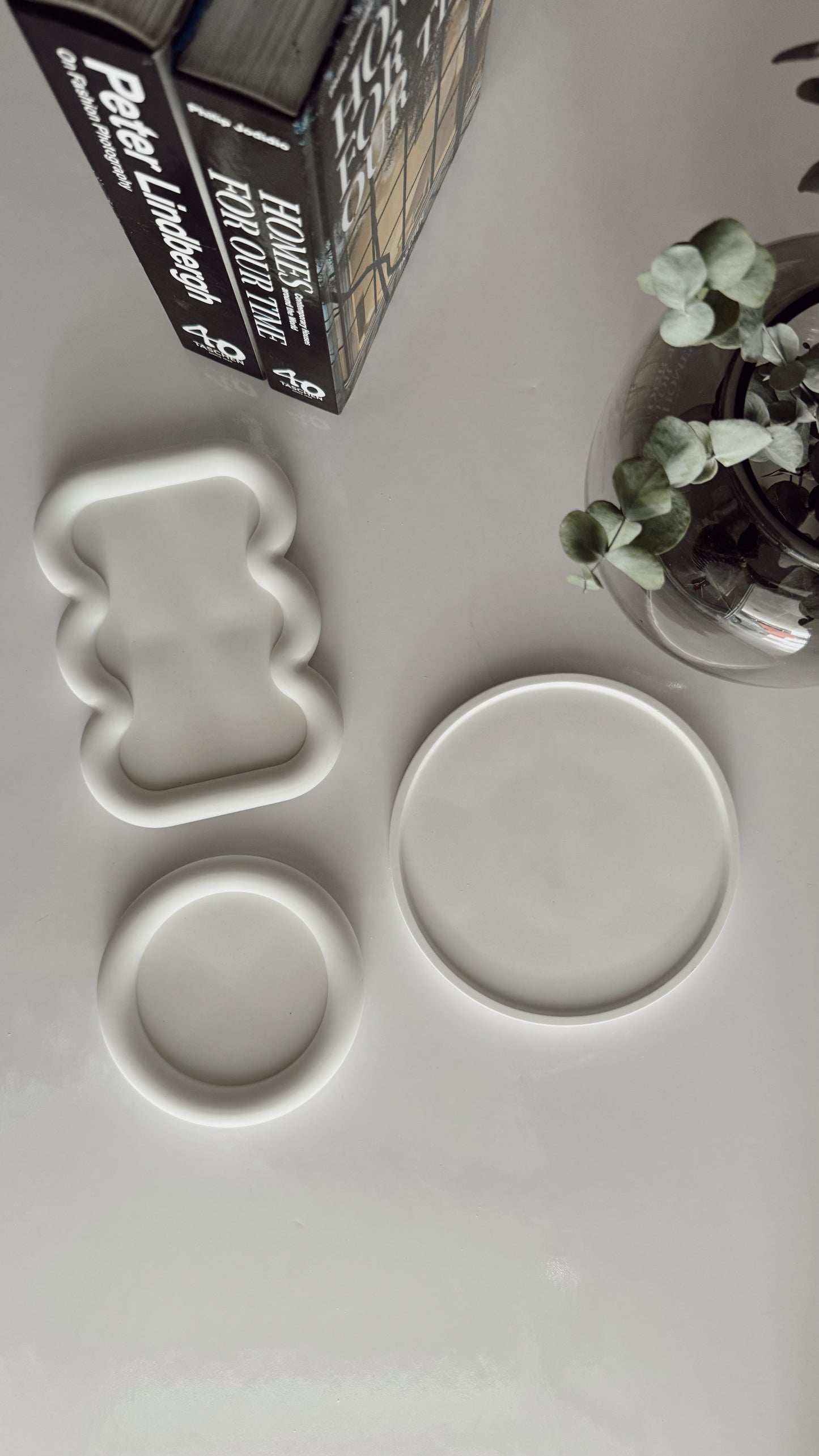 Aesthetic porcelain Tray