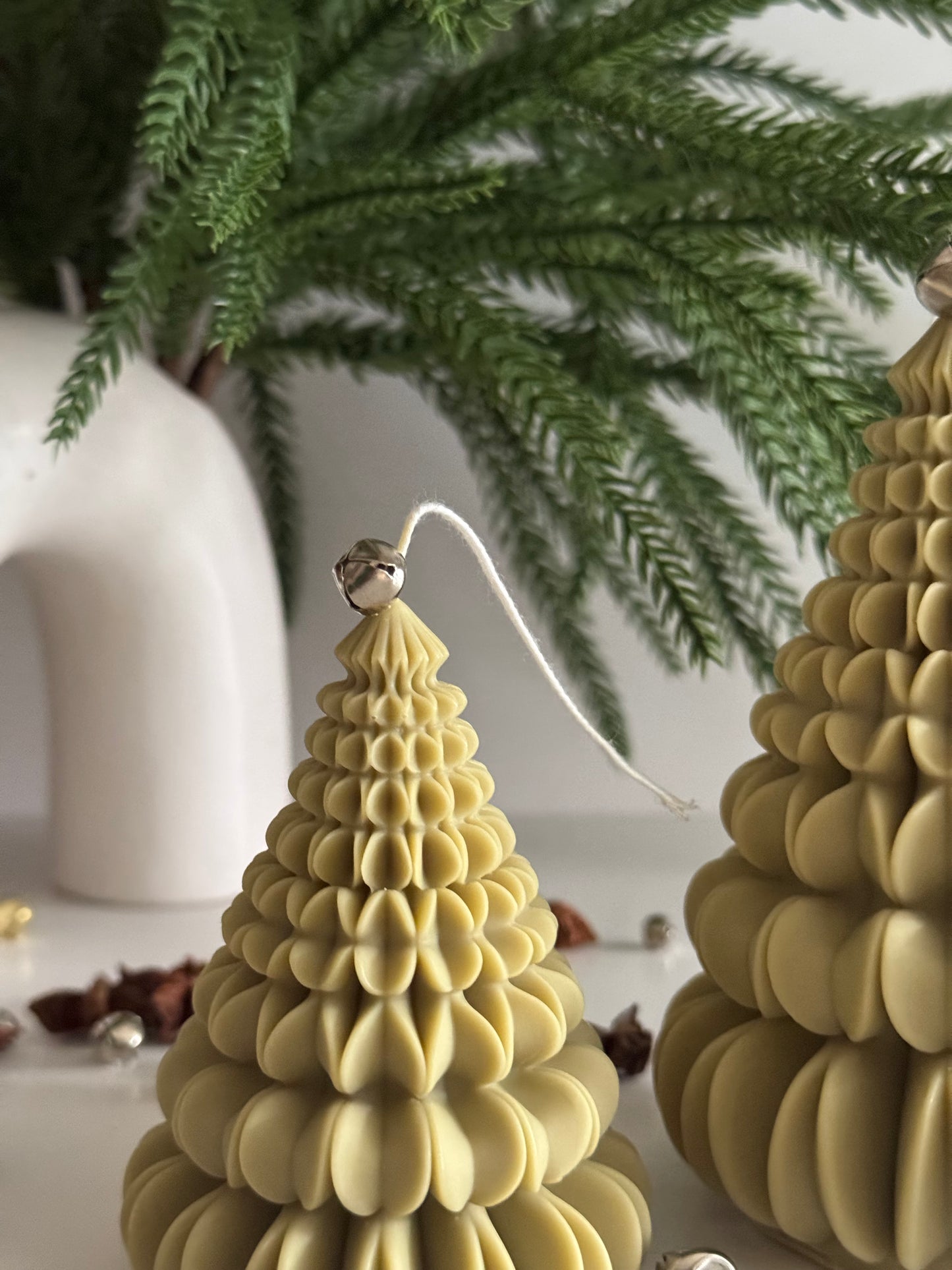 Holly Jolly Christmas Tree