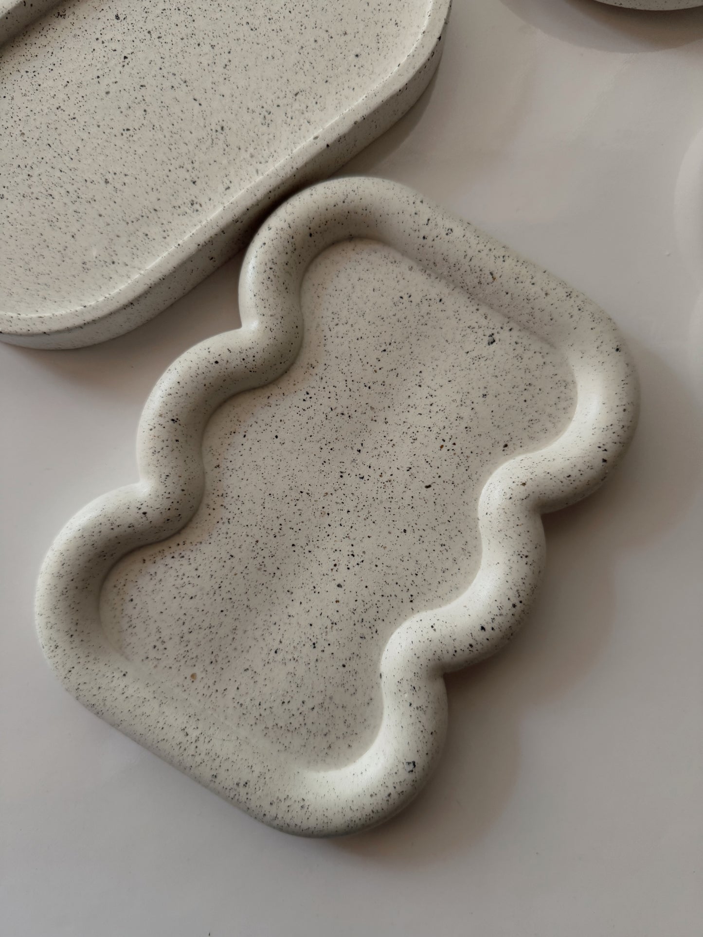 Aesthetic porcelain Tray