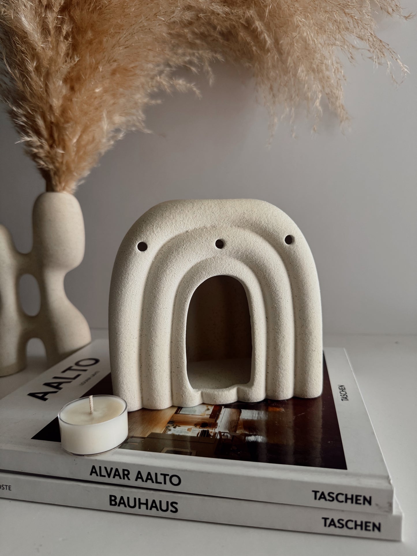 Cream Rainbow Burner