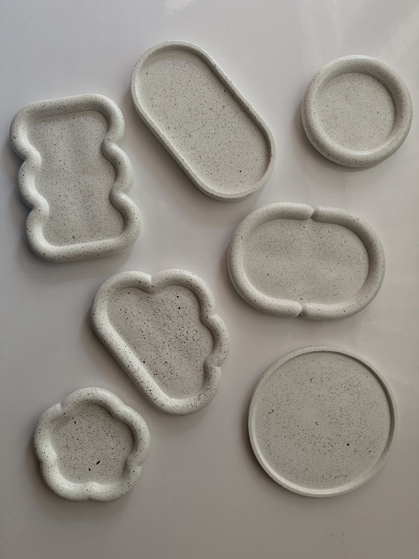 Aesthetic porcelain Tray