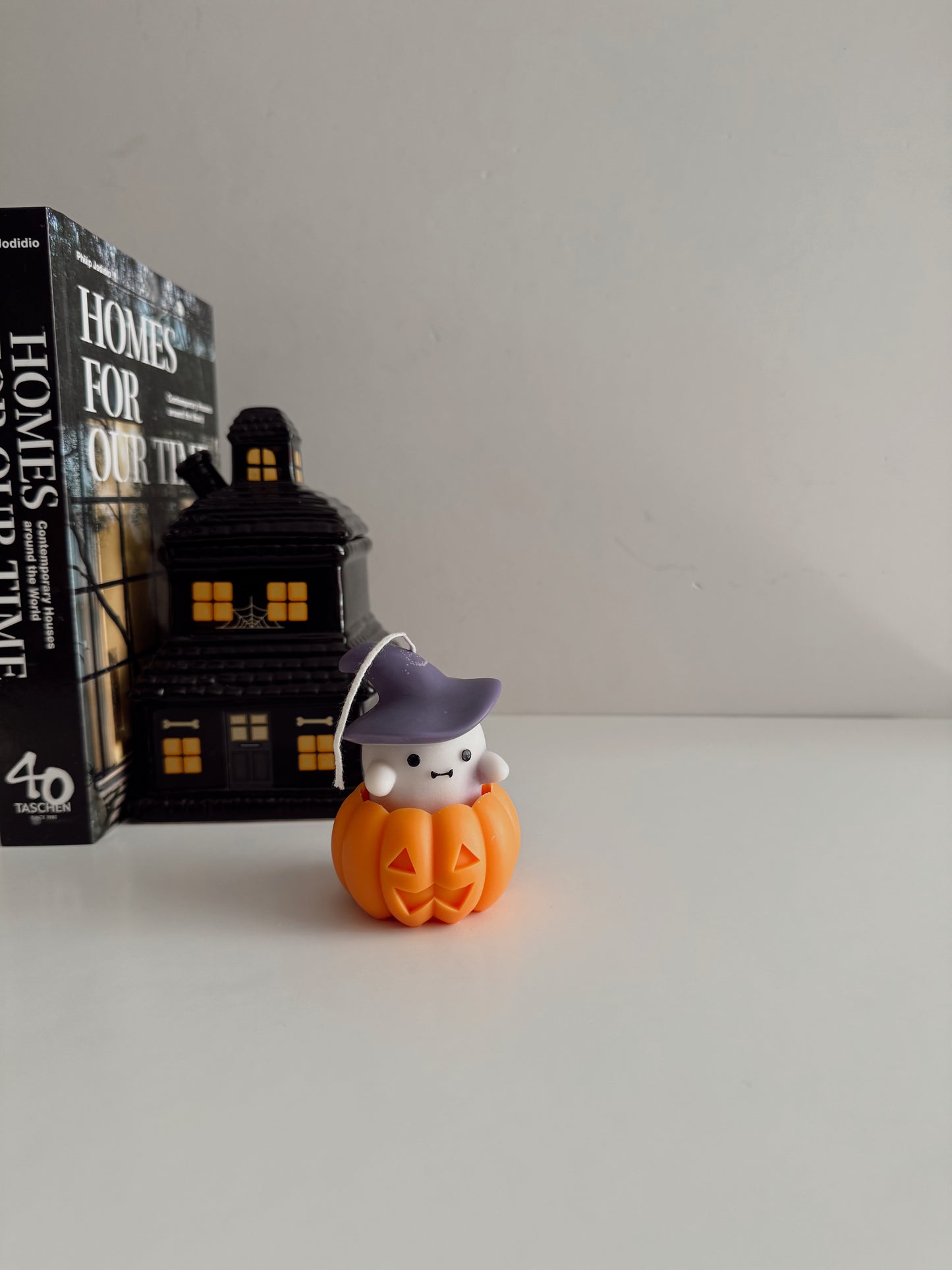 Magic Ghost Candle